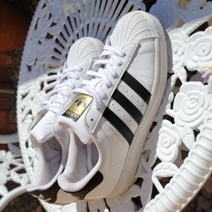 Classic Shell-Toe Adidas